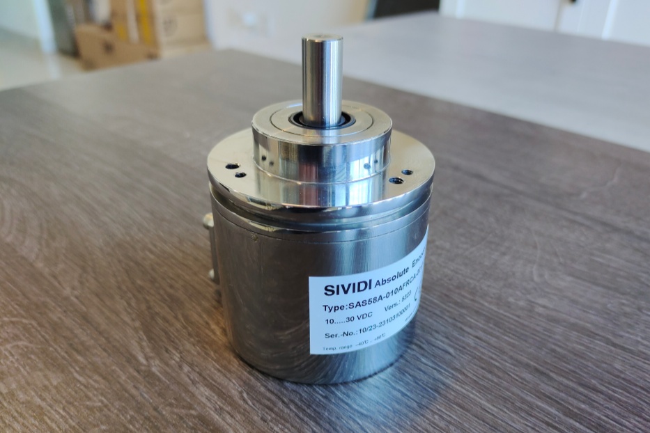 RVI58X-011K1R61N-03000